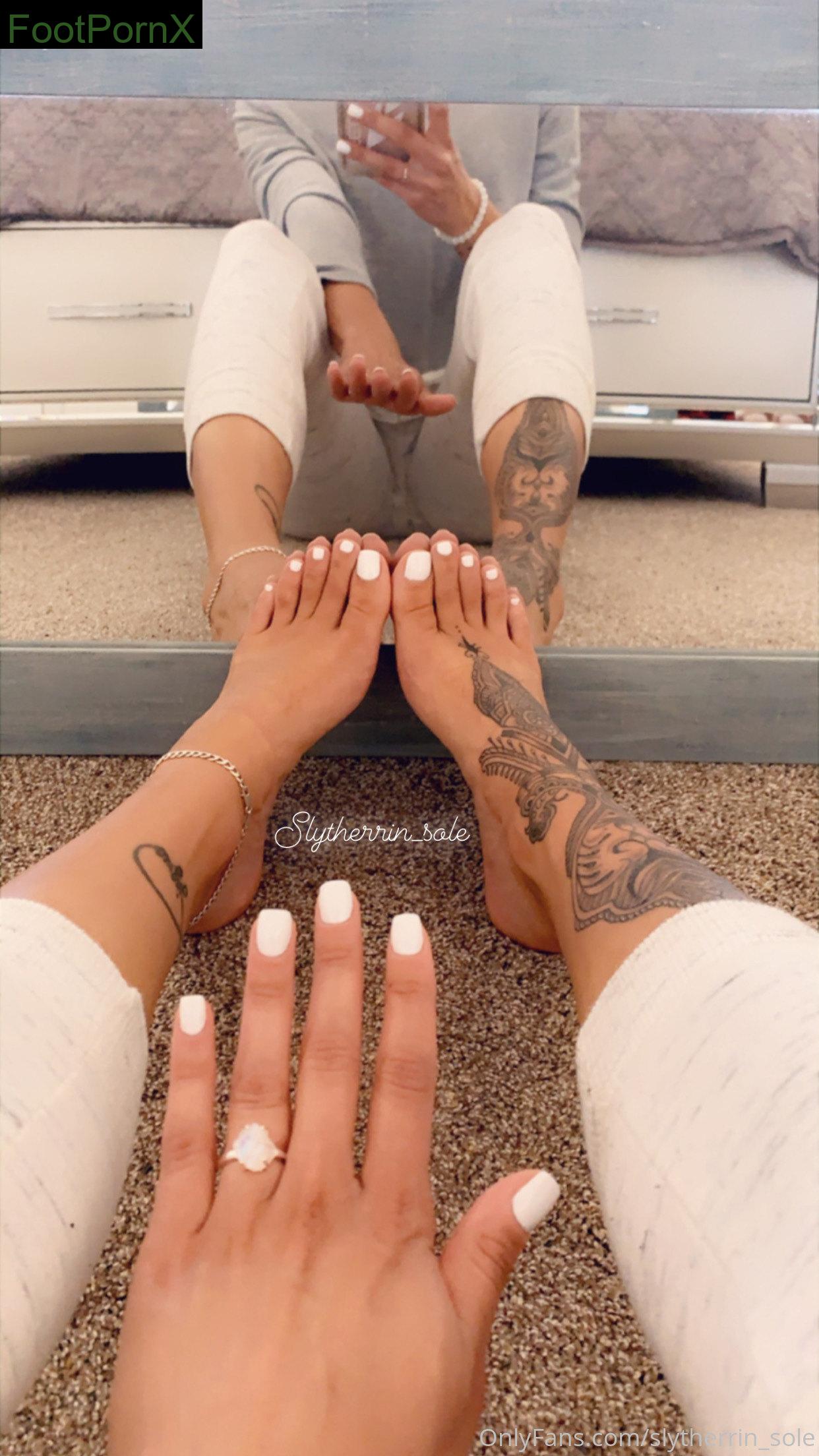 slytherrin_sole feet photo 21